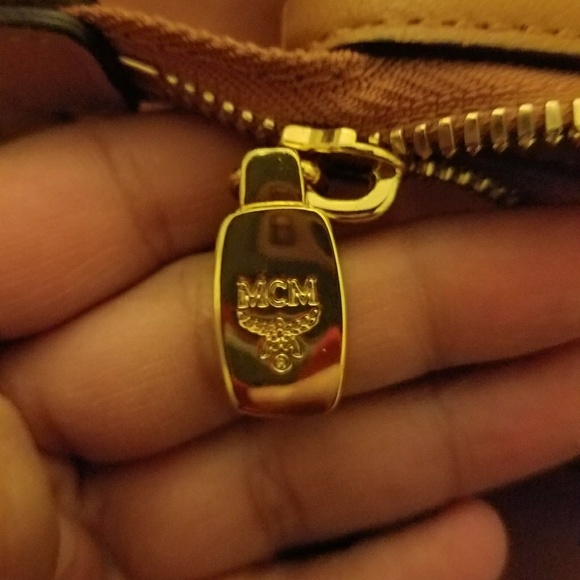 Authentic MCM Pouch - Picture 4 of 7